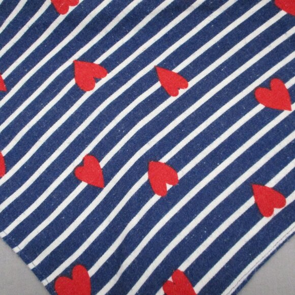 Old Navy Triangle Scarf Hearts Blue & Red Unisex Size | L/XL - Picture 4 of 10